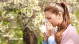 Majówka alergika – o czym warto pamiętać wybierając się na długi weekend?