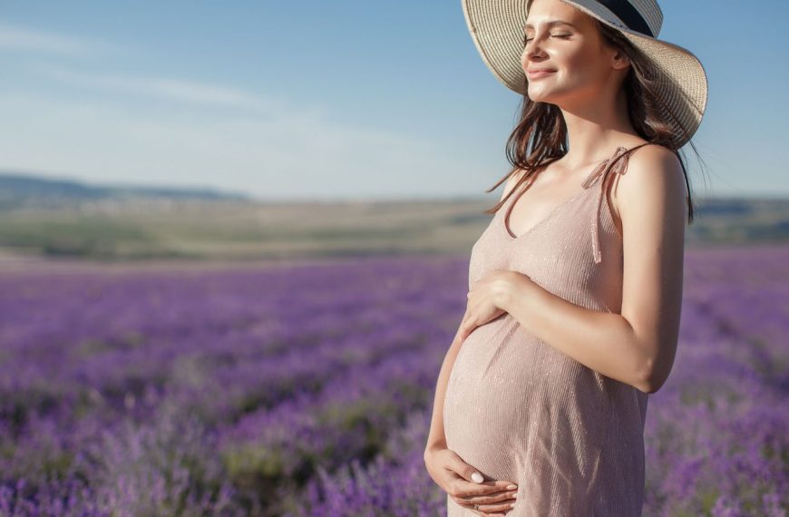 Kobieta w ciąży a podróżowanie - musisz o tym wiedzieć!
